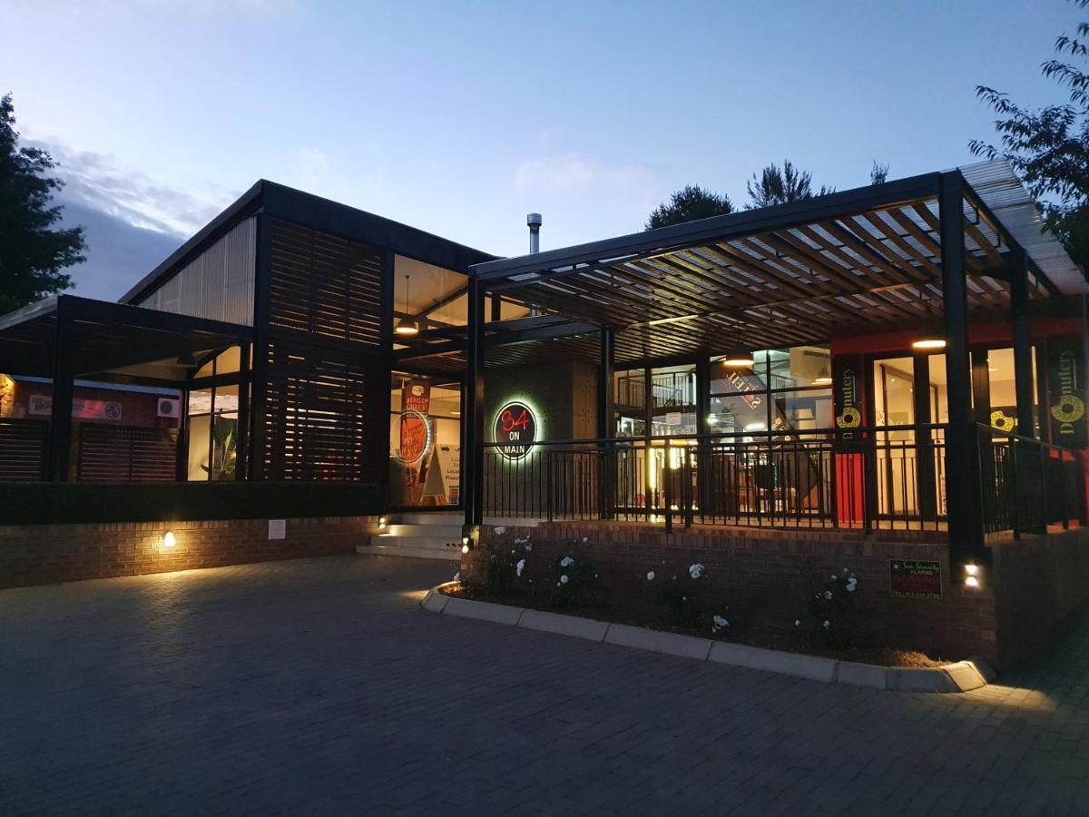 Sleep@84 Hotel Dullstroom Exterior photo